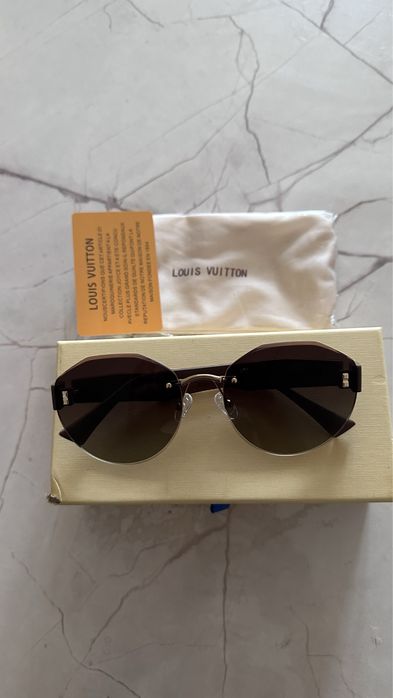 Продается очки брендовые люкс качество