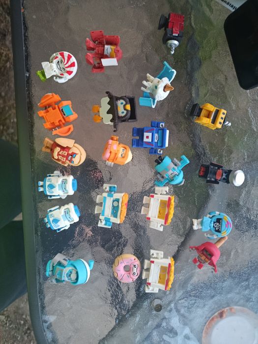 Botbots figurite