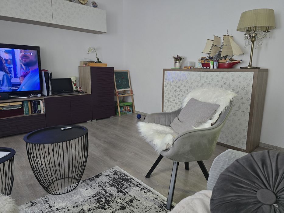 Vând apartament 2 camere Gavana 3