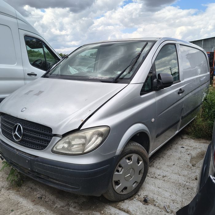 Dezmembrari/dezmembrez Mercedes vito 2.2 cdi