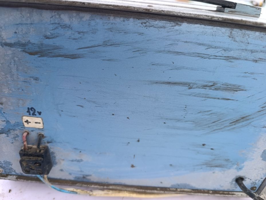 Stabilizator sotiladi 3 ta svitilnigi bilan iwlatilgan  ... xolati yax