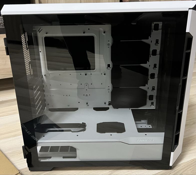 Carcasa Phanteks Eclipse P600S + Riser Asus Rog