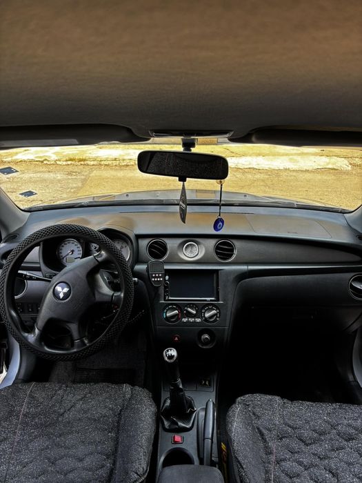 Мицубиши олтлендар