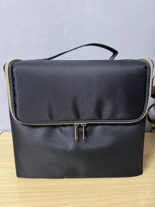 Продам кейс для косметики