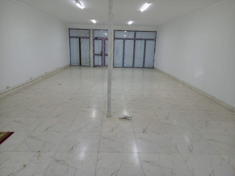 Магазинные полки