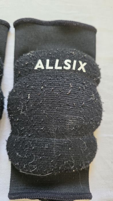 Наколенки за волейбол