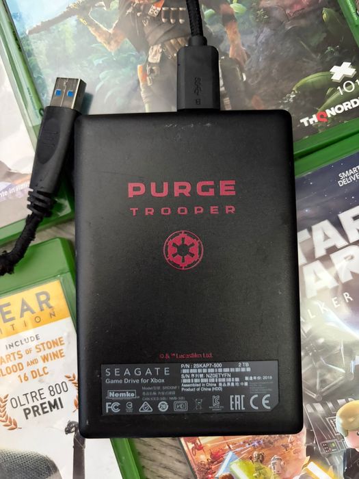 XBox Series комплект с игри и аксесоари