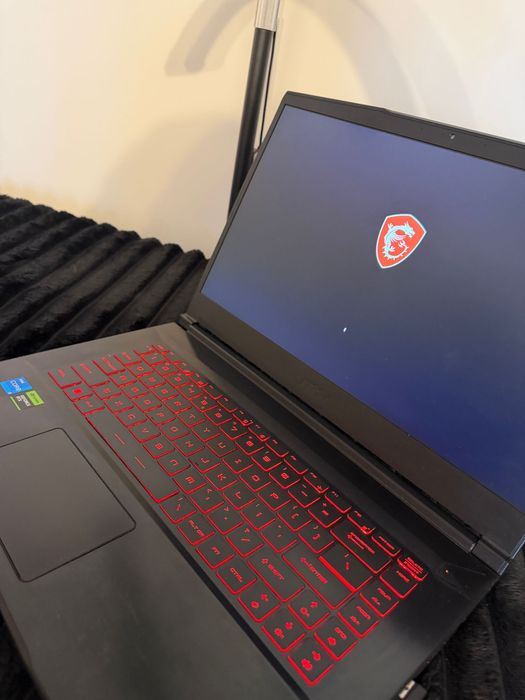 Laptop MSI GF63 THIN 12UC