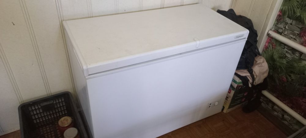Продам  морозильник бирюса обьем 220л