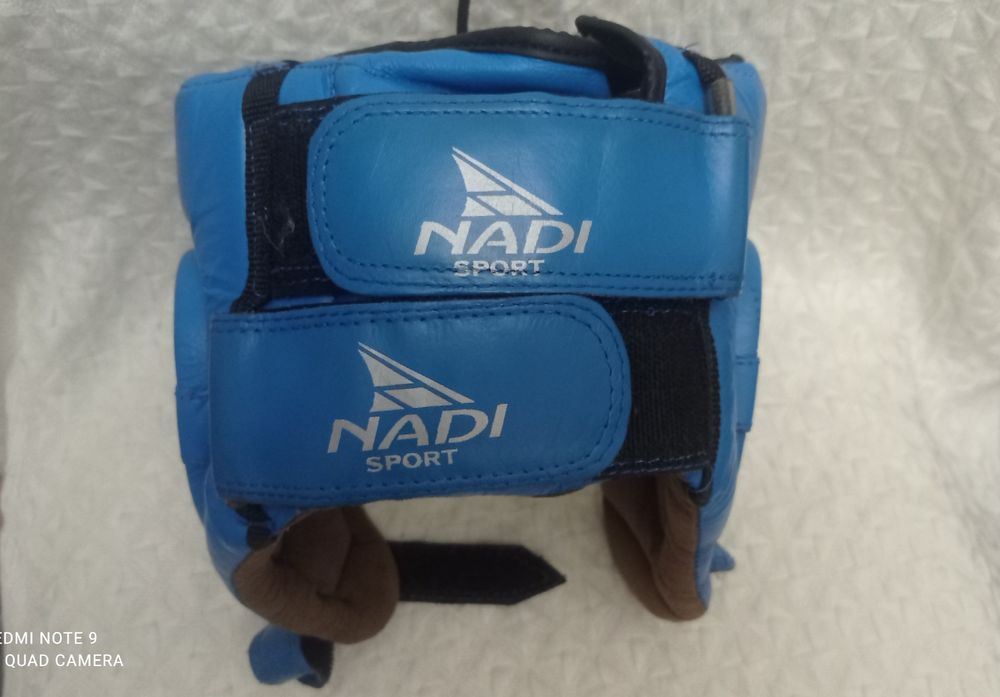 Боксёрские перчатки+ шлем