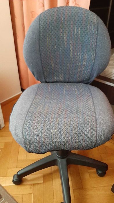 Scaun ergonomic rotativ