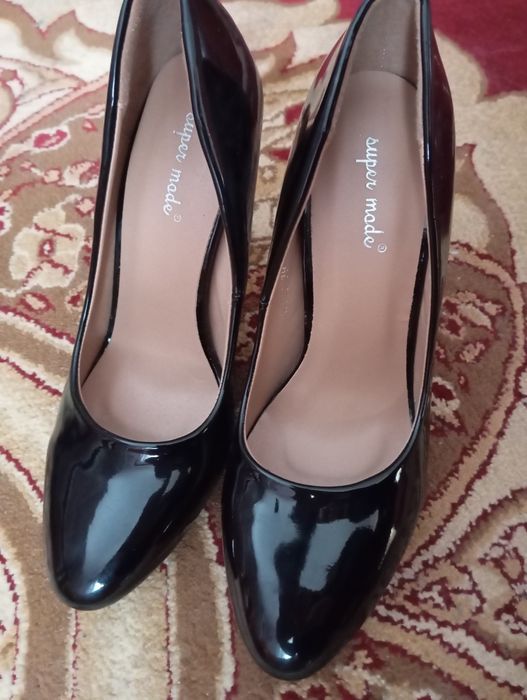 Rochie frumoasa marimea 40