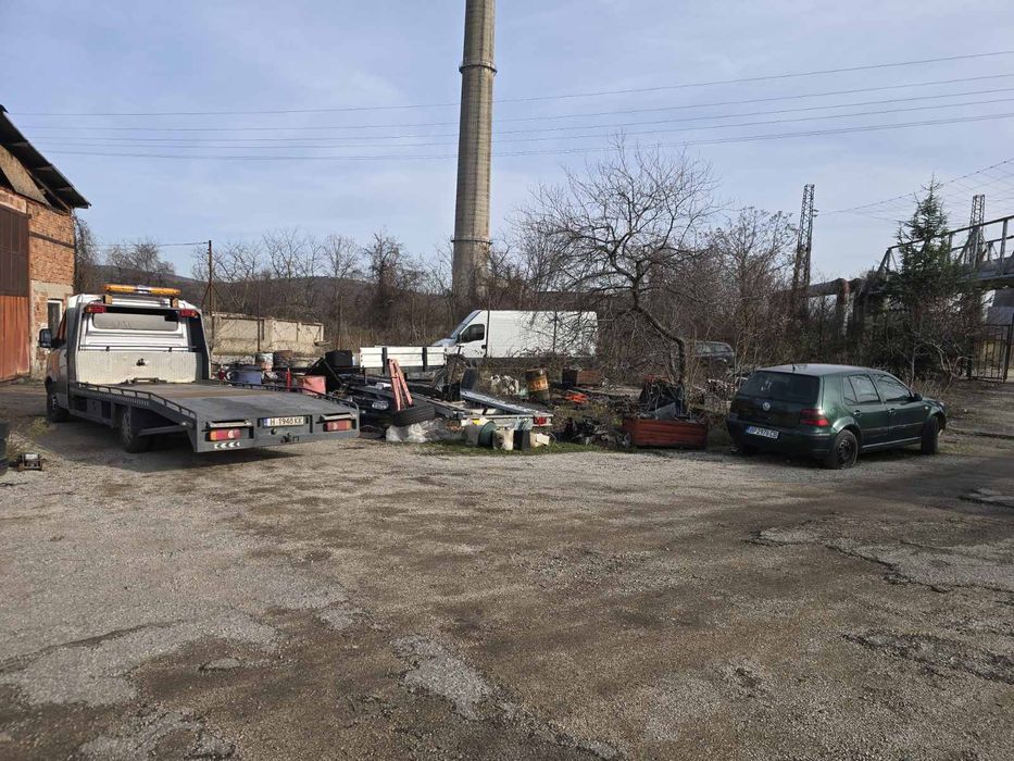 Продава се Промишлена сграда в Враца, Промишлена зона - Изток - 3600 кв.м за 99 €/кв.м - Снимка #3