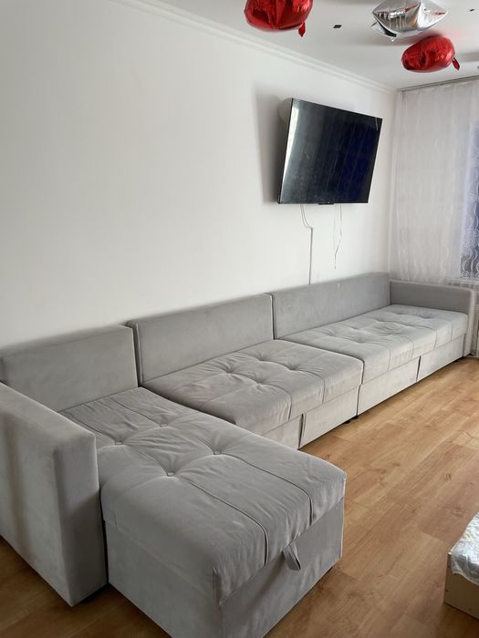 Продам 4х метровый диван