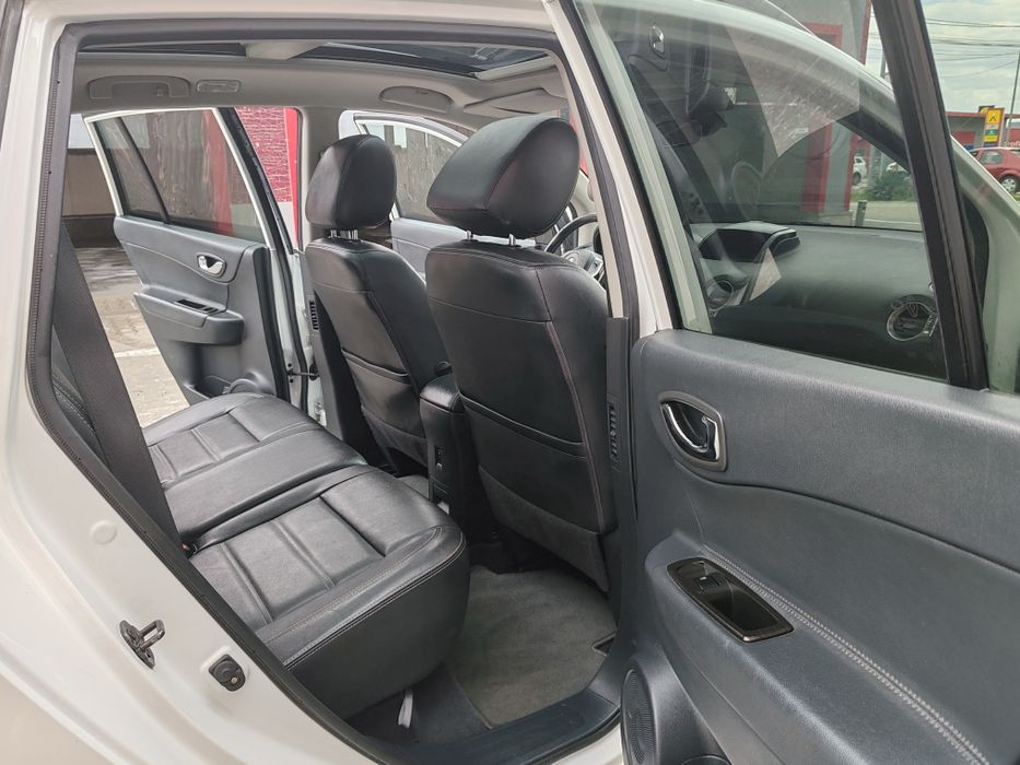 Renault Koleos Inițiale Paris 4×4