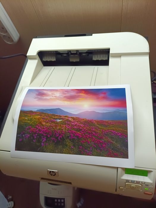 Принтер Laserjet Pro 300 Color m351a