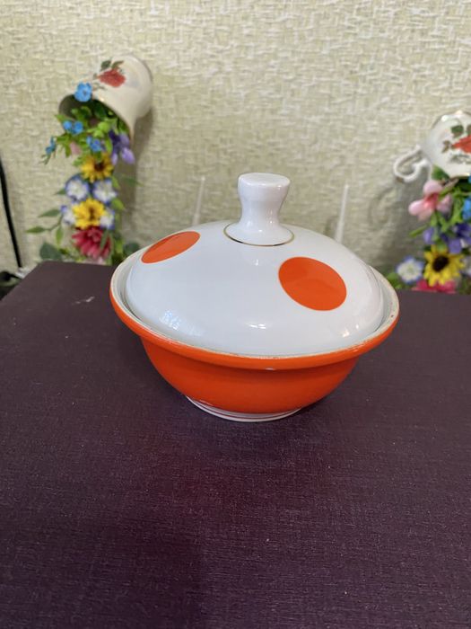 Сахарница. Полонский фарфор.