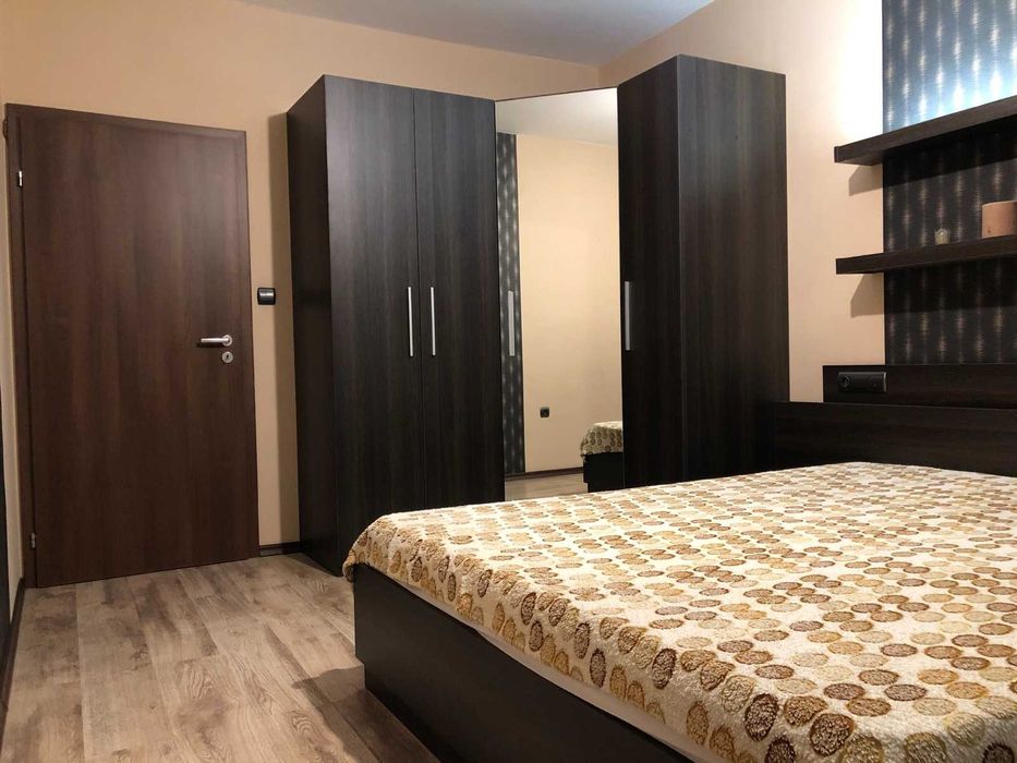 Дава се под наем Двустаен апартамент в София, Дианабад - 65 кв.м за 500 € - Снимка #2