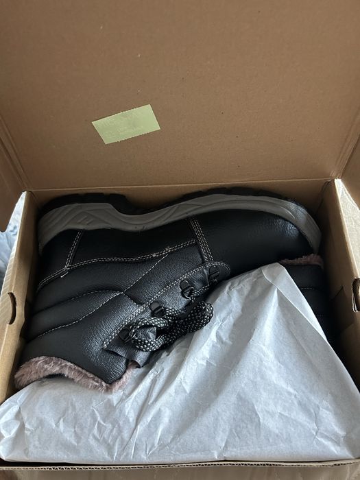 Продам Зимнюю спецодежду