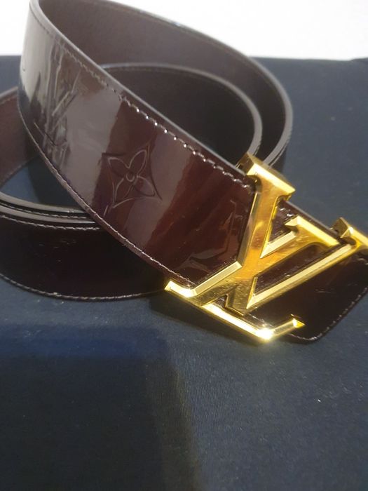 Продам ремень. Оригенал!