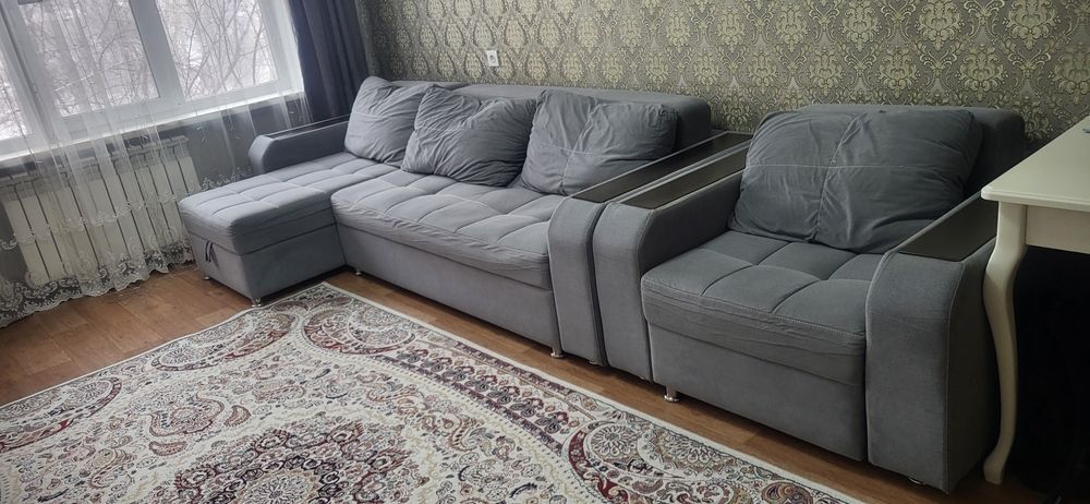 Продаётся диван и кресло