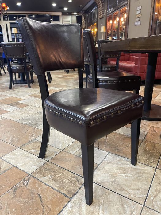 Продам стулья новые срочно