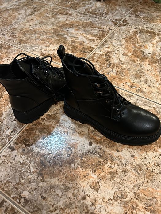 Дамски боти с мека подплата