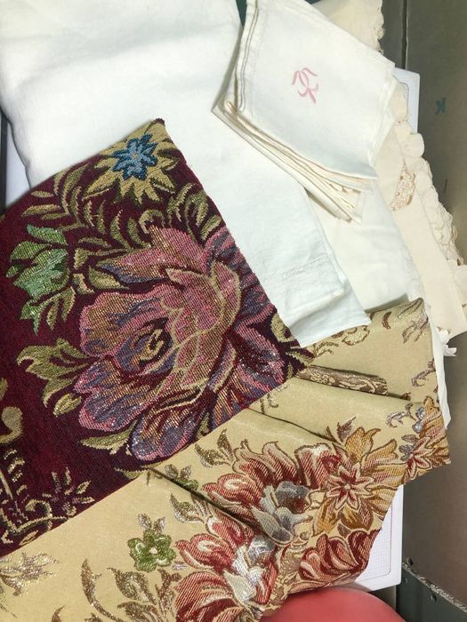 материалы скатерти наволочки для подушки все отличном состояние