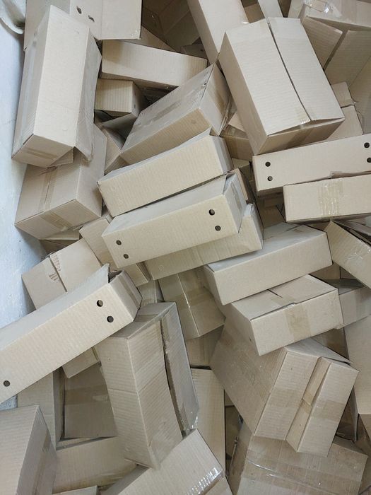 Коробки картонные  почти новые  25×17×7 см