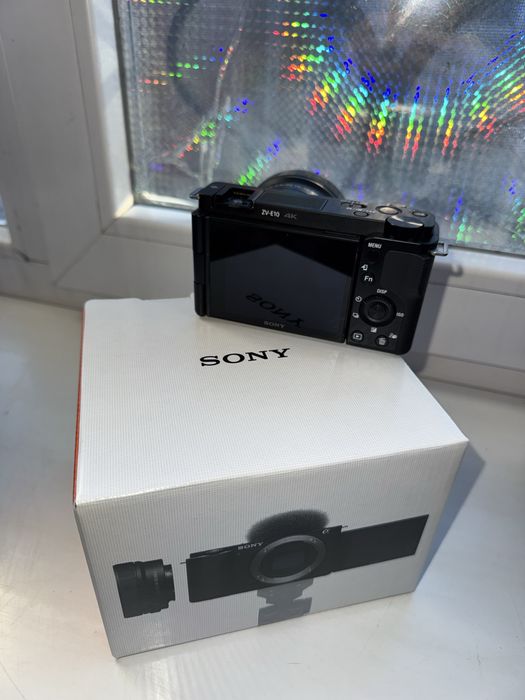 Камера Sony ZV-e10