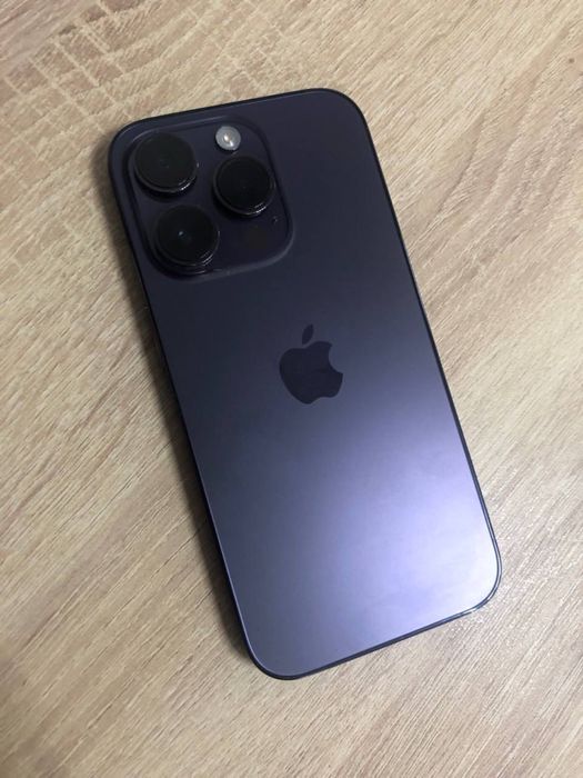 Продам IPhone 14 Pro