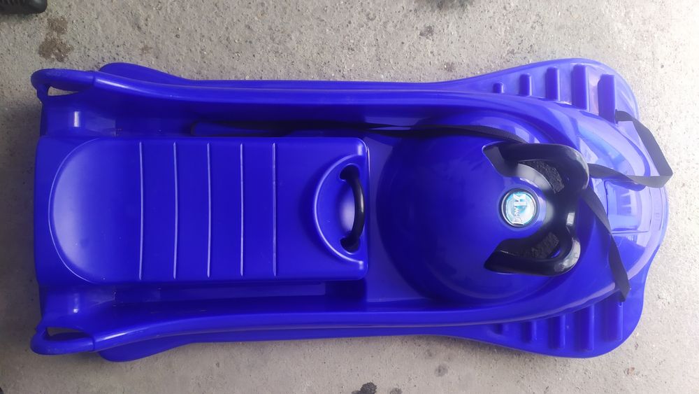 Управляема пластмасова шейна