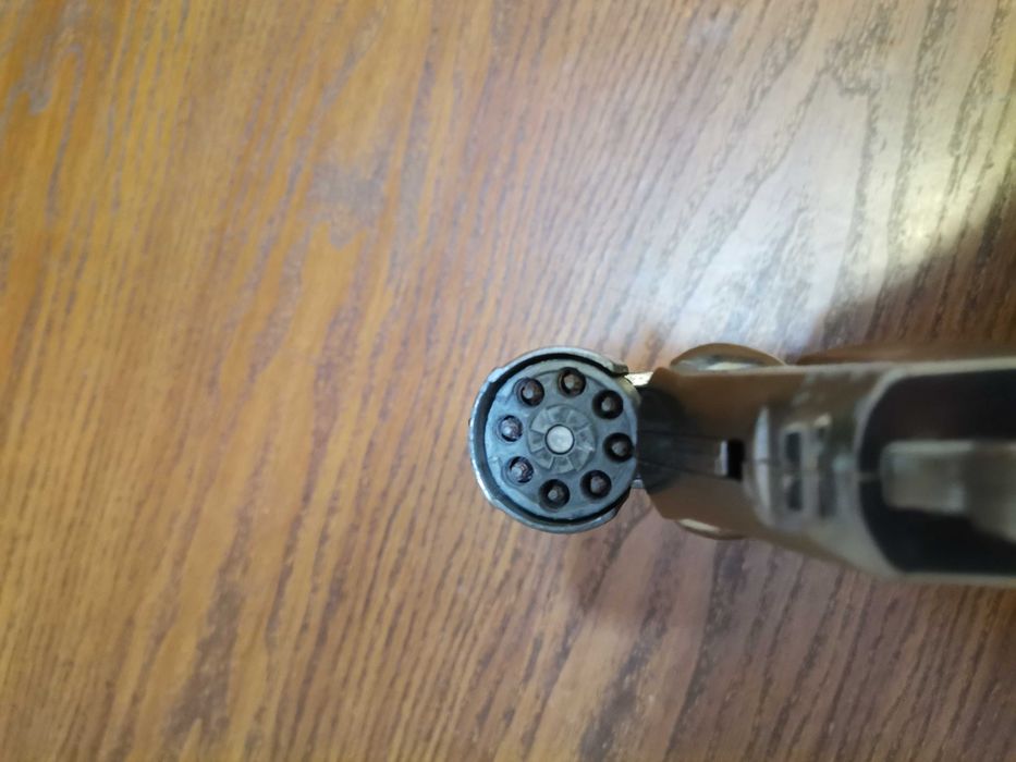 Античен метален пистолет с капси Gonher