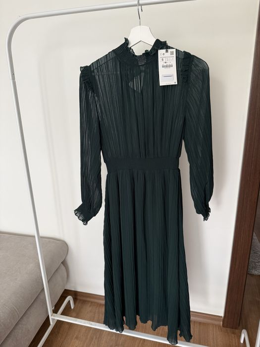 Rochie Zara verde smarald S