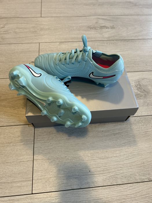 Vand ghete  fotbal profesionale nike tiempo