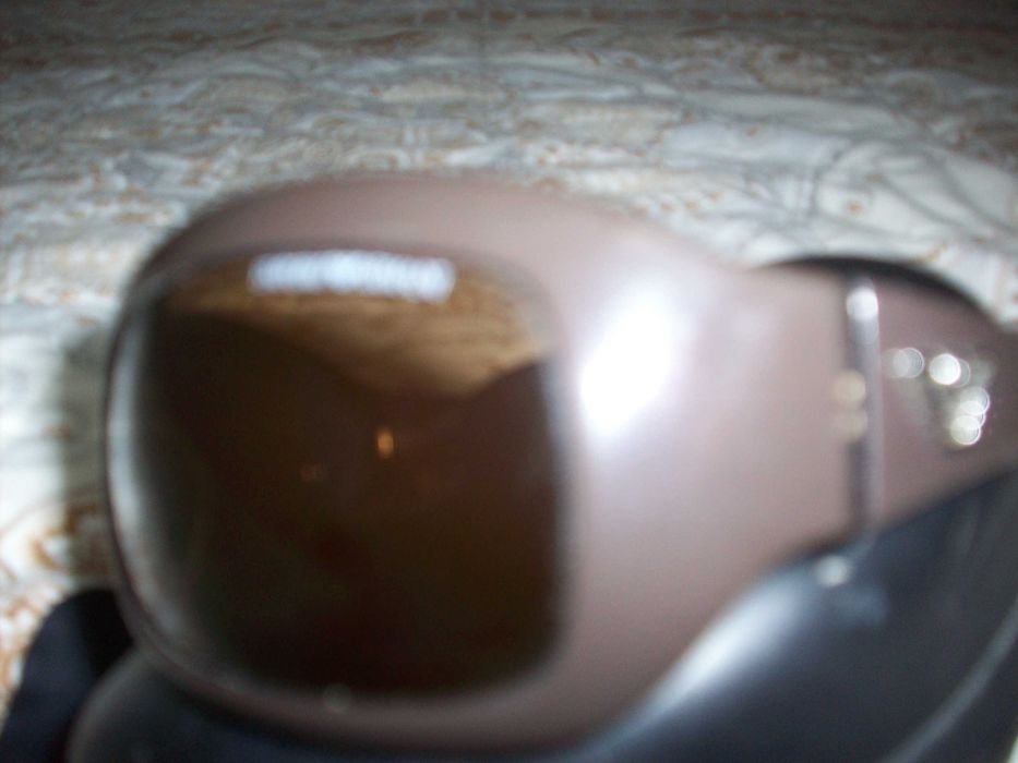 Ochelari de soare Armani 230 lei neg.