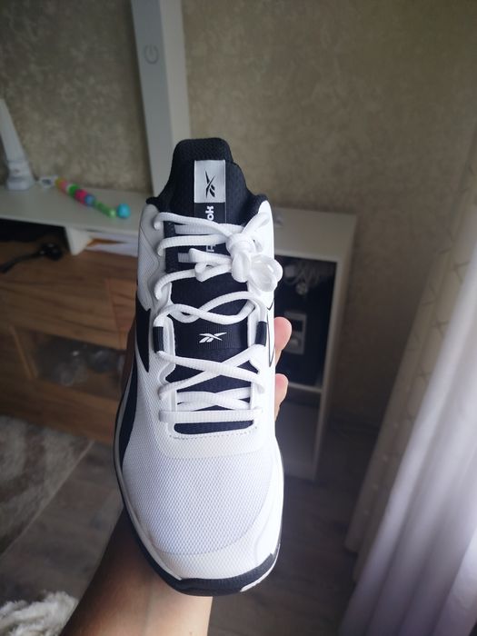 Кроссовки Reebok размер 40.5(26см)