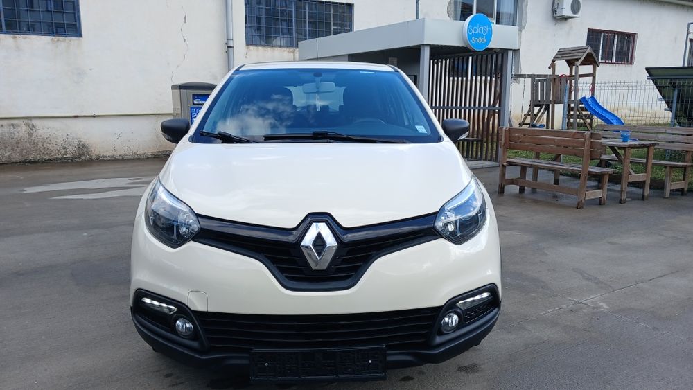 Superb Renault Captur 1.5 Dci 90 Cp**2013**203.000 km reali**IMPECABIL**Consum 4,5 L/100 km**