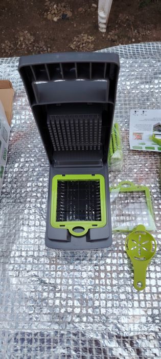 Răzătoare fructe și legume.