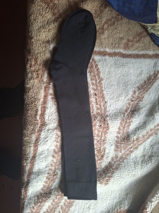 Продам гольфы черные и белые