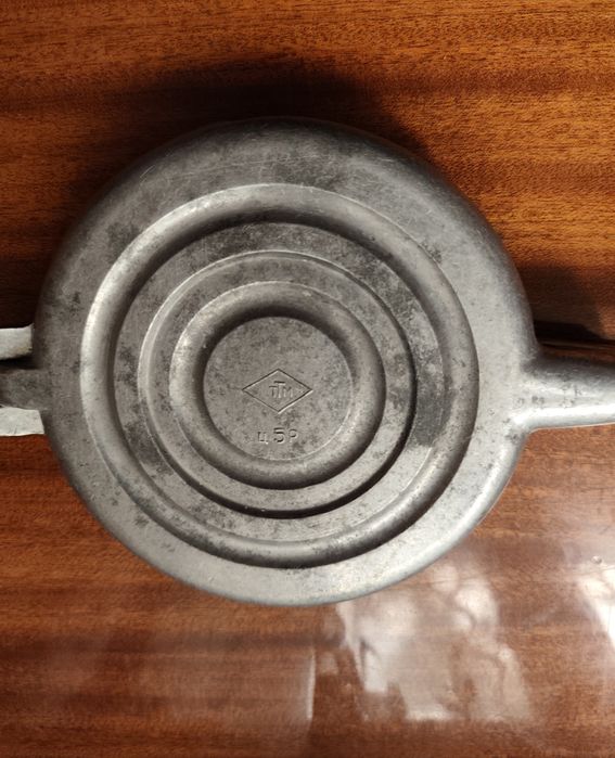 Орешница советская,200000сум..