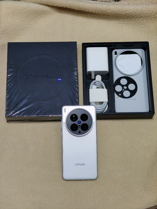 Vivo X200 ULTRA Идеал