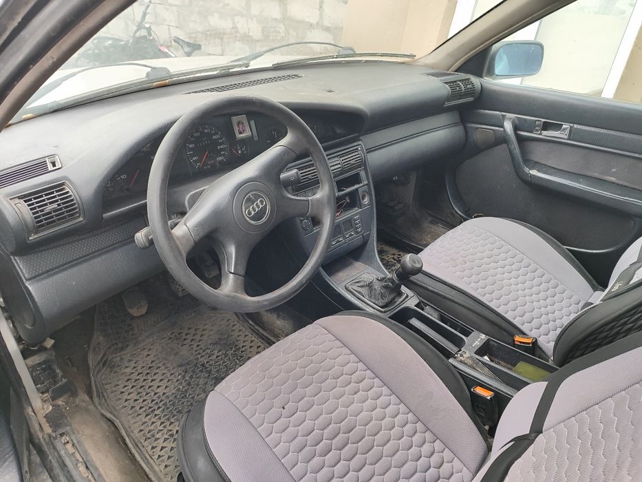 Ауди 100с4 2.6 по запчастям