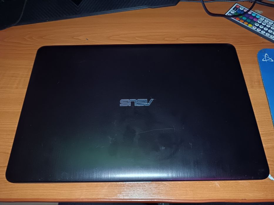 Laptop Asus X541U