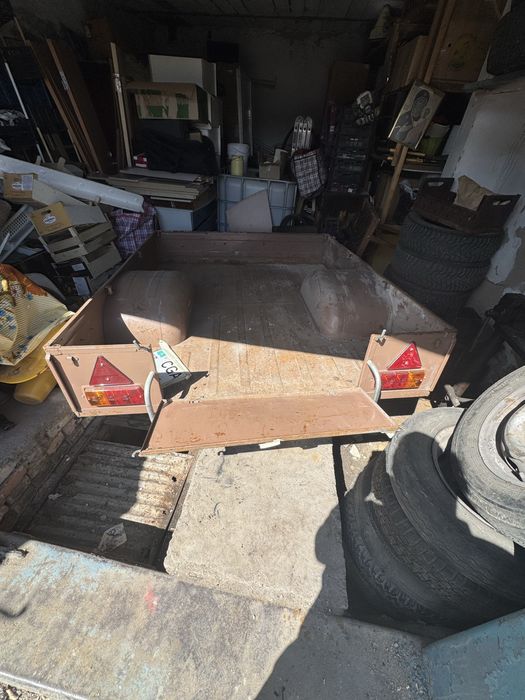 Прицеп легковой