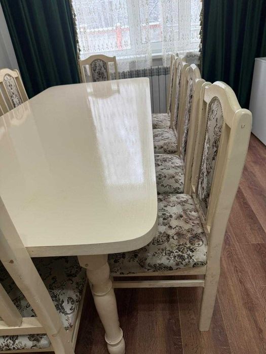 стол со стульями