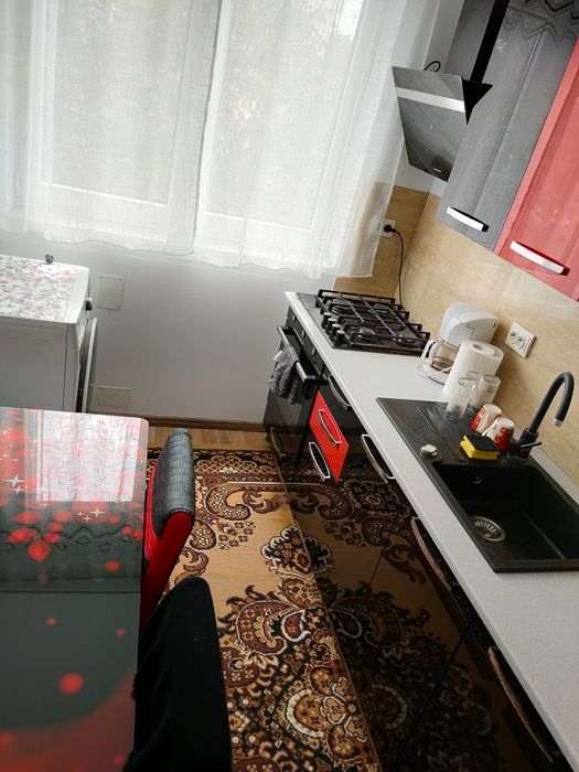 Vând apartament cu două camere