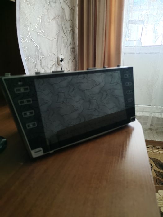 Магнитола в Камри 40