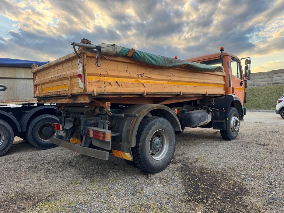 Vand Mercedes Benz 4x4