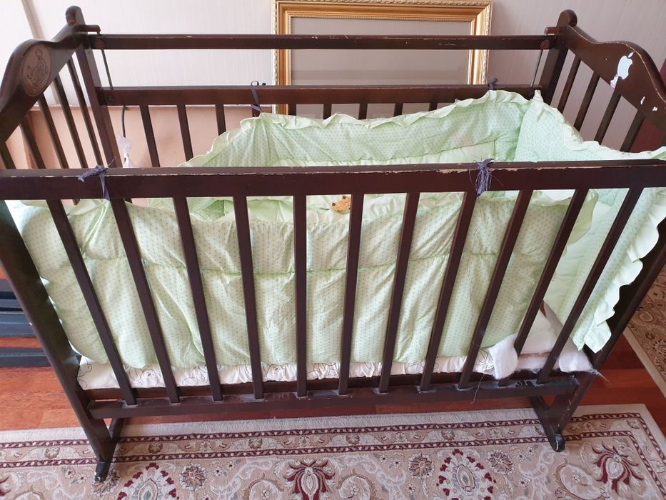 Кроватка детская